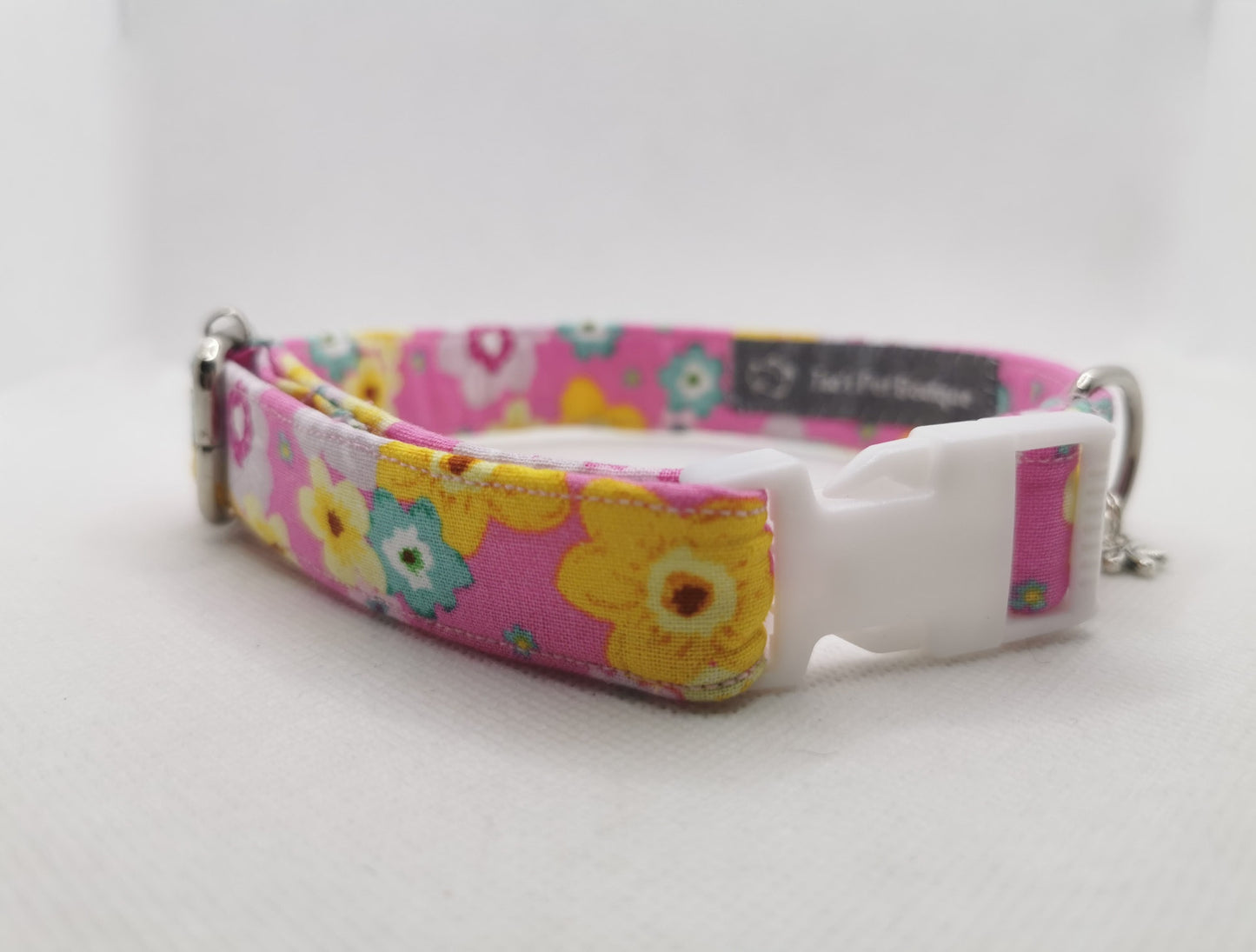 Pink Floral Dog Collar